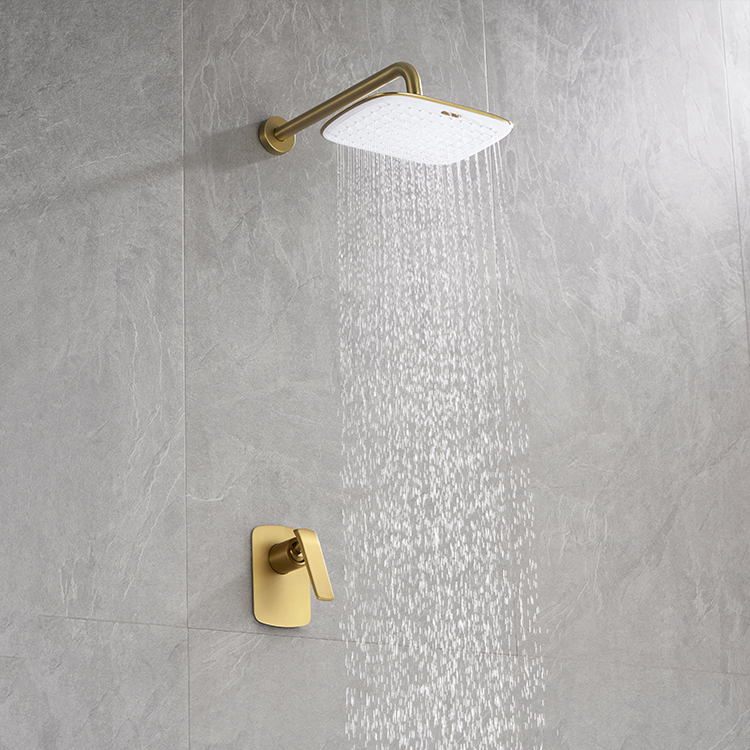 Juego de ducha de grifo oculto para baño de lluvia de un solo mango montado en la pared de oro cepillado de hotel Luruxy